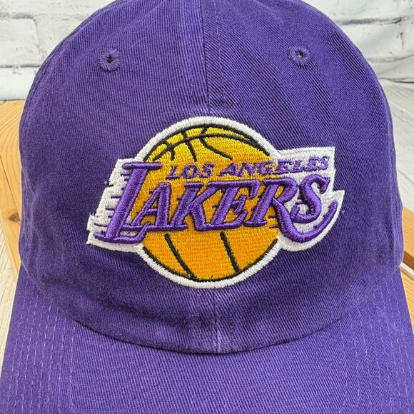 Los Angeles NBA Lakers Curved Bill Baseball Cap / Hat - Picture 2 of 8